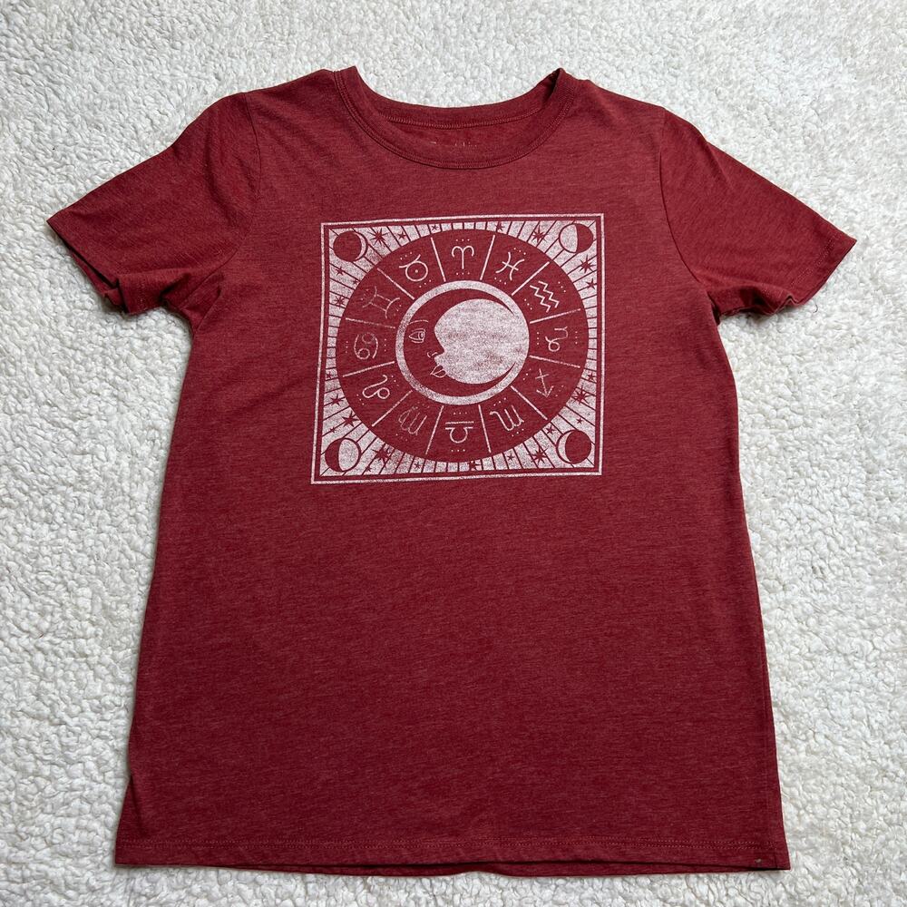 Zoe + Liv Zodiac Sign Rust Tee Small